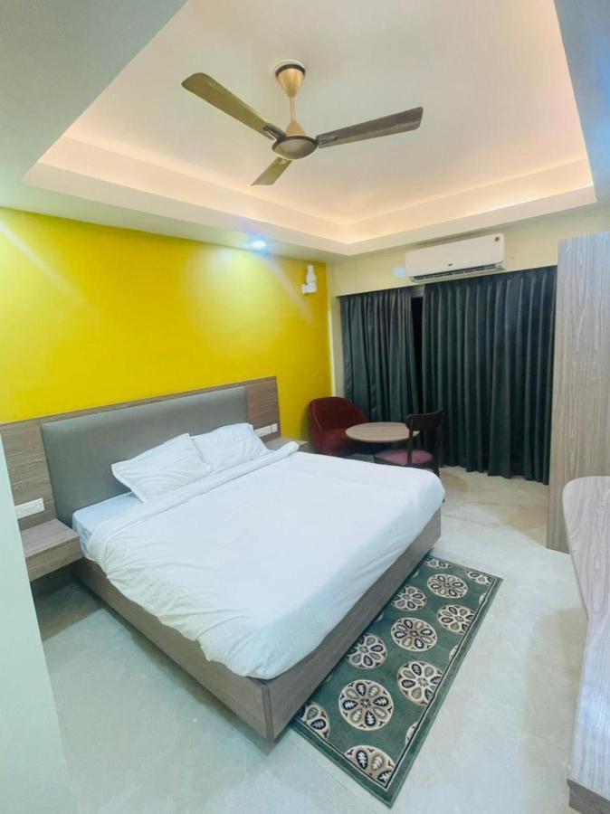 Royal Beach International Puri Buitenkant foto