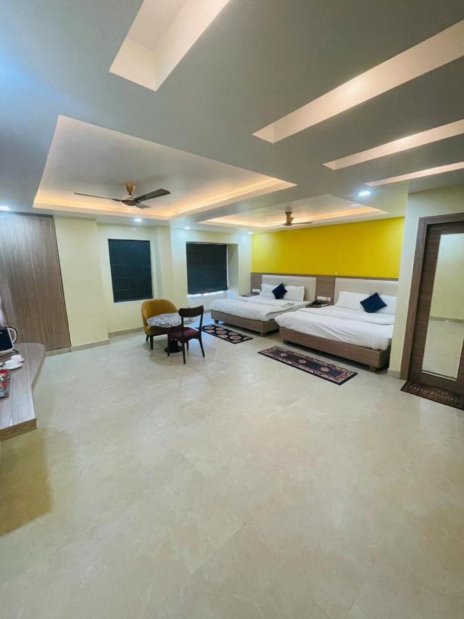 Royal Beach International Puri Buitenkant foto