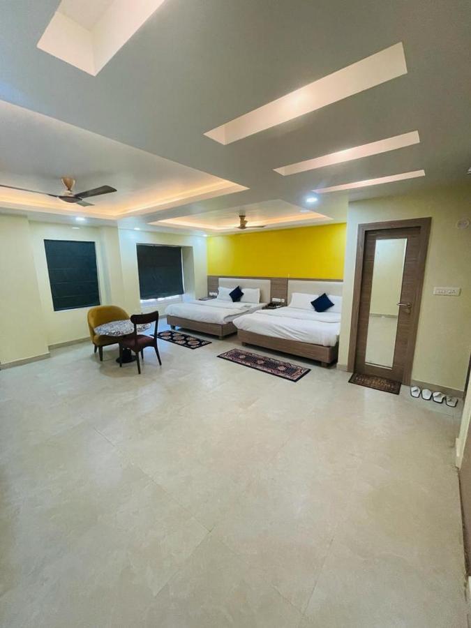 Royal Beach International Puri Buitenkant foto
